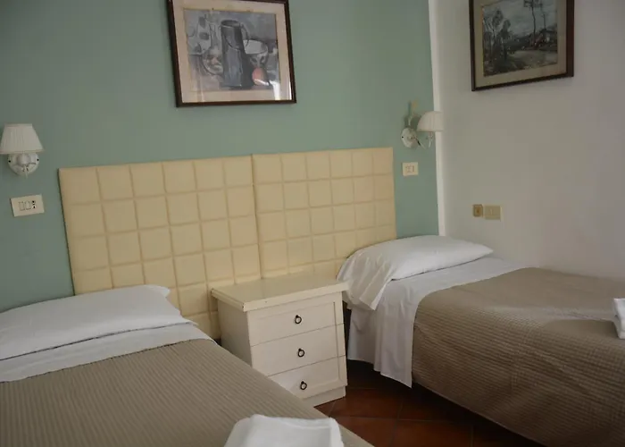 Hotell Cordova 2*