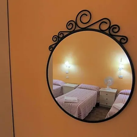 Hotel Cordova 2*