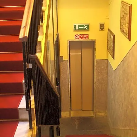 Cordova Hotel 2*