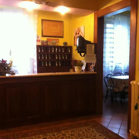 Cordova Hotel 2*